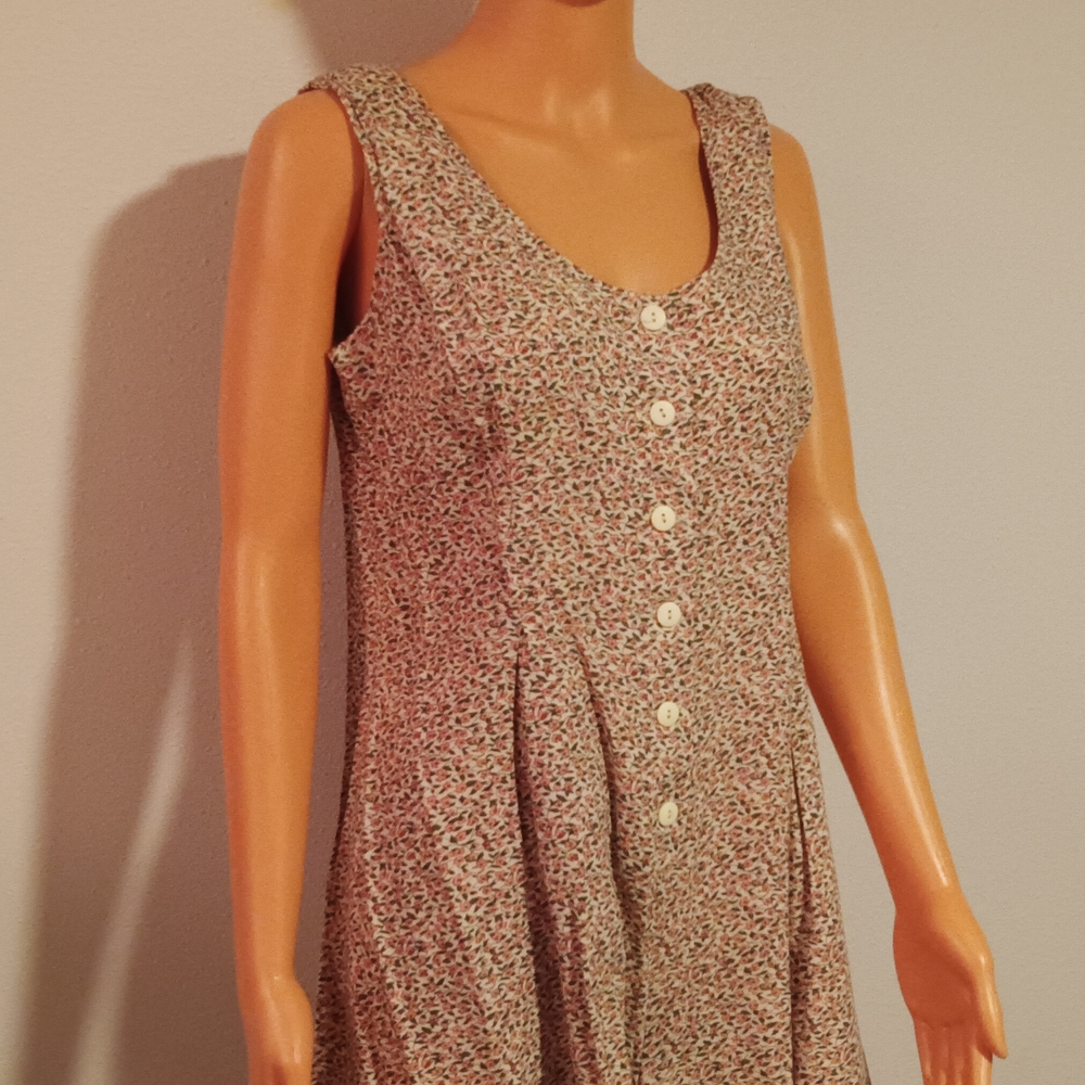 Vintage Moda International Floral Sleeveless Romper